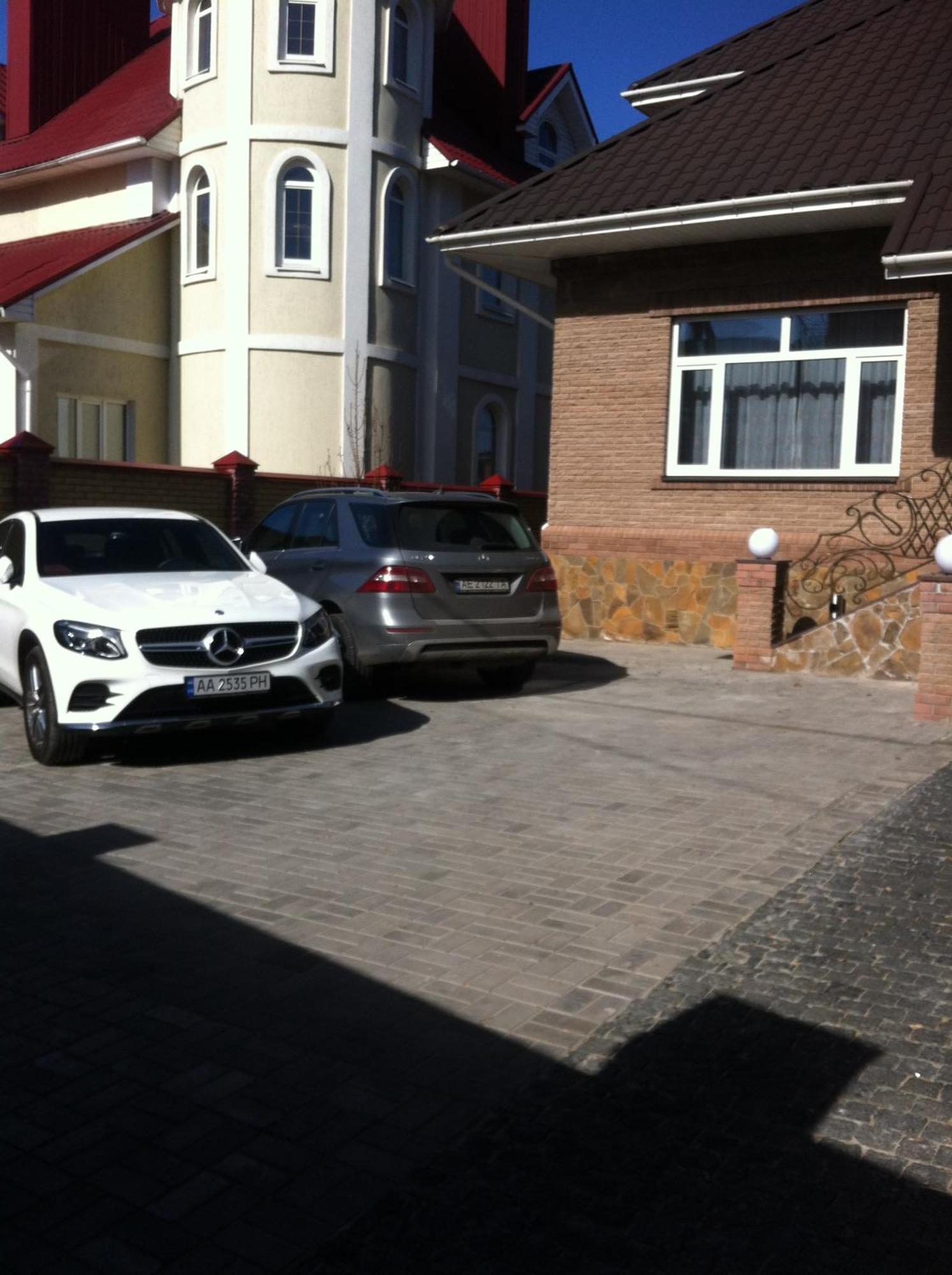 Barin House Hotel Sumy Bagian luar foto