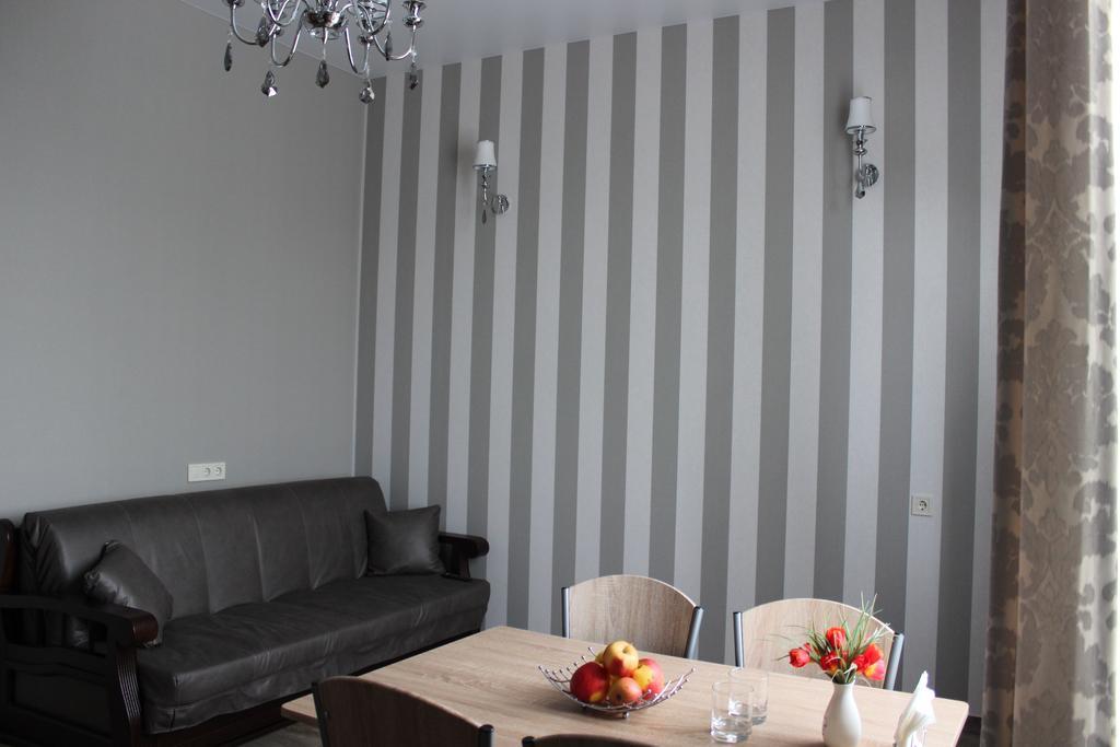 Barin House Hotel Sumy Bagian luar foto