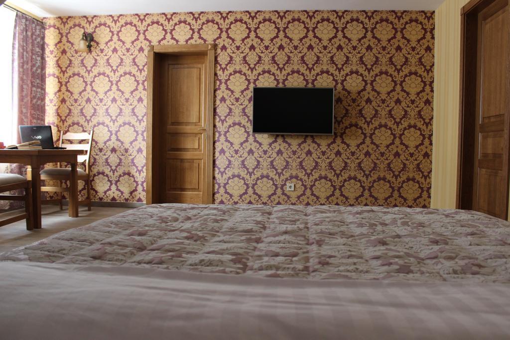 Barin House Hotel Sumy Bagian luar foto