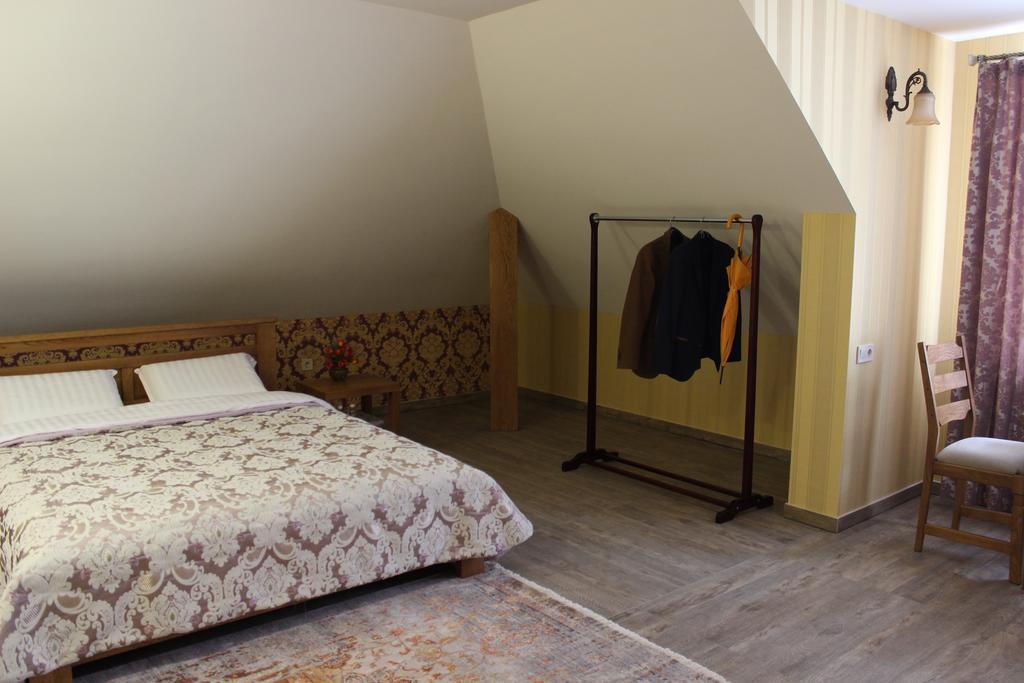 Barin House Hotel Sumy Bagian luar foto