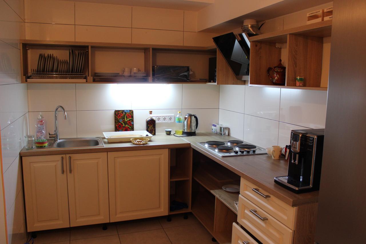 Barin House Hotel Sumy Bagian luar foto